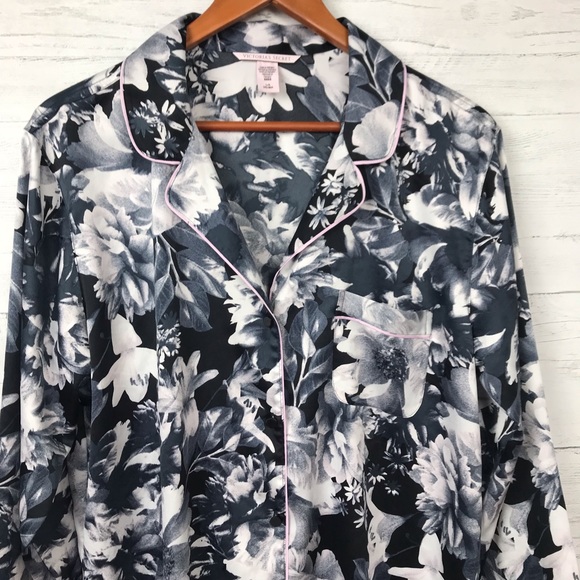 Victoria’s Secret Sleepshirt - Picture 2 of 7